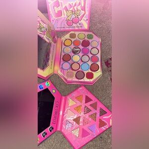 Makeup bundle